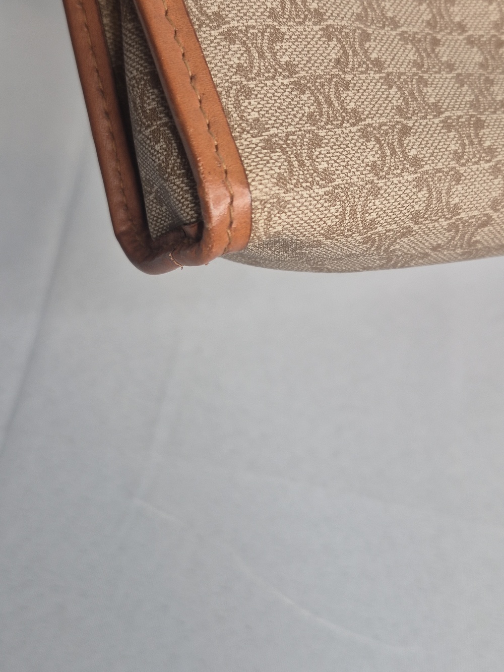 Celine Small Beige Canvas Pouch Toiletry Bag with Tan Leather Trim UNISEX - Picture 15 of 17
